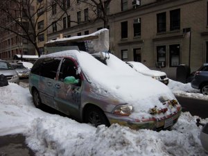 Ta da! (And still clueless about that rooftop contraption.)