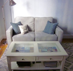 Yes, the shadow box coffee table is full of tiles.